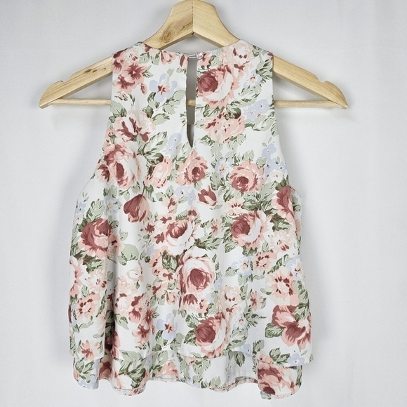 Guess Floral Tiered Sleeveless Blouse - Picture 2 of 7